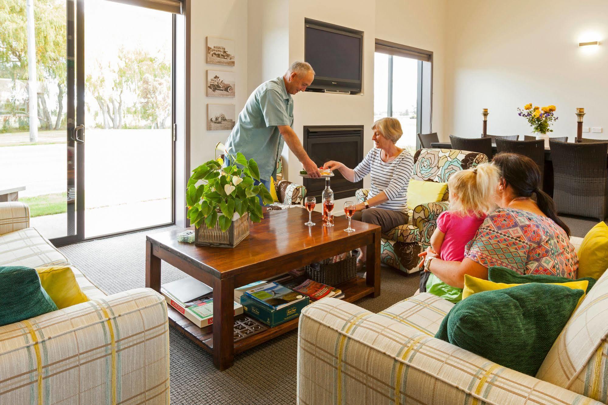 Hawkdun Lodge Motel Ranfurly Eksteriør bilde